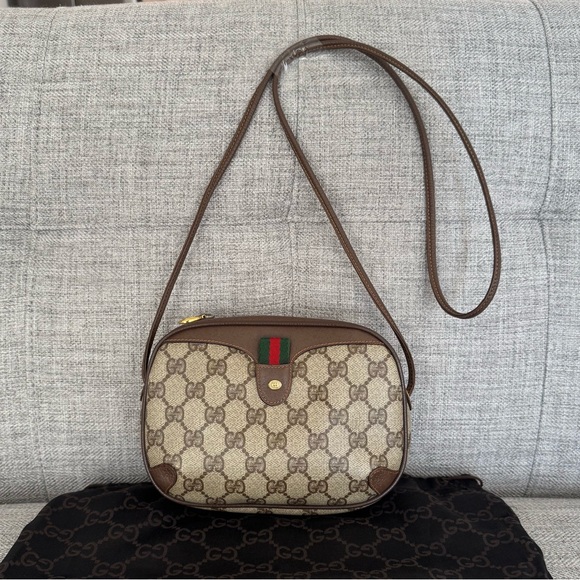 ❌SOLD❌Gucci GG Ophidia Canvas Crossbody Bag – Iconic Monogram & Web Detail✨ - Picture 1 of 17